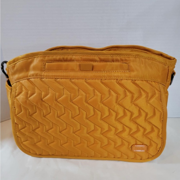 Lug Bag - Burnt Orange Wings - Picture 2 of 9